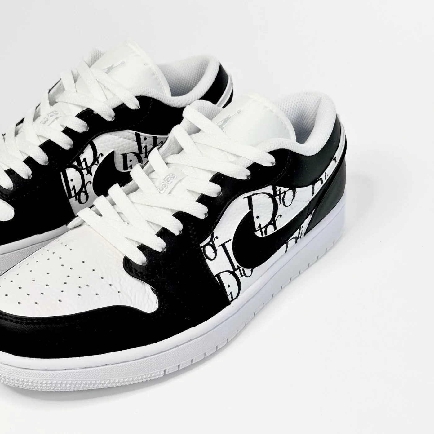 Black Dior Jordan 1 Low - Image 3