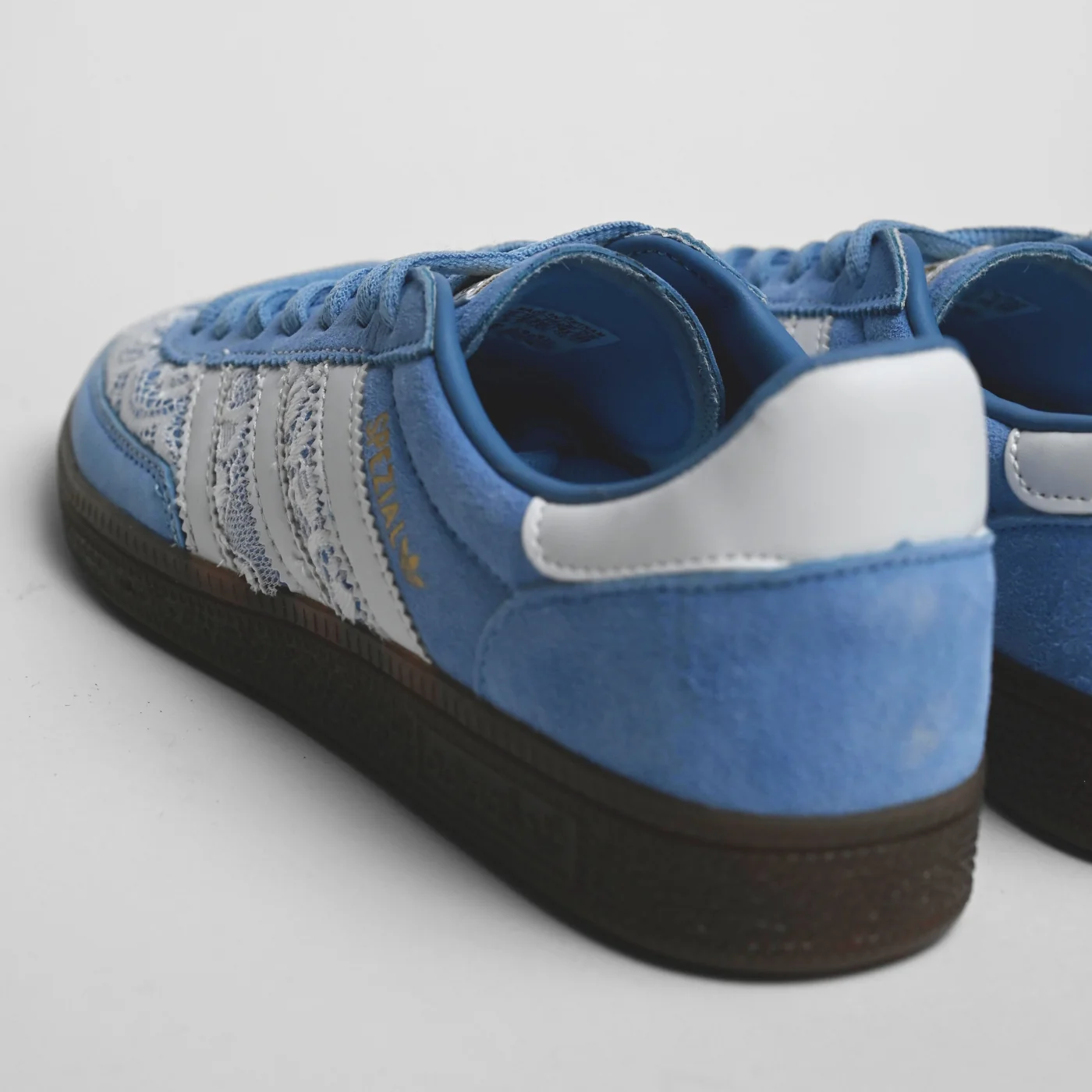 Flower Lace Blue Ice Adidas Spezial - Image 4