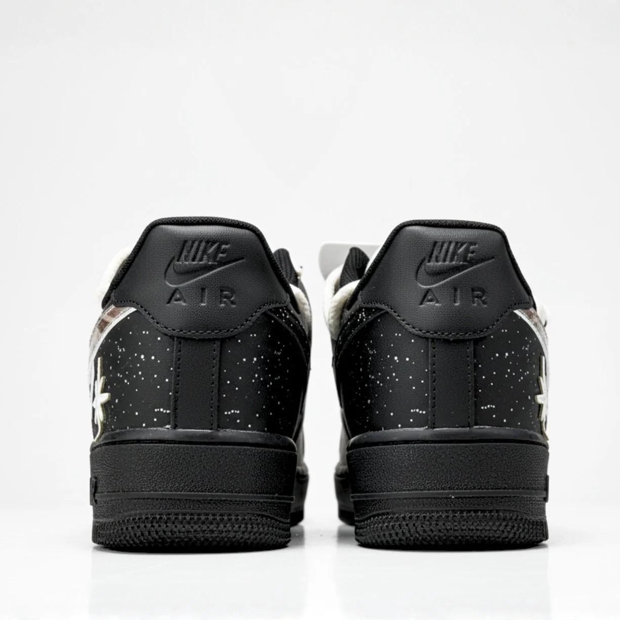 NASA Air Force 1 - Image 6