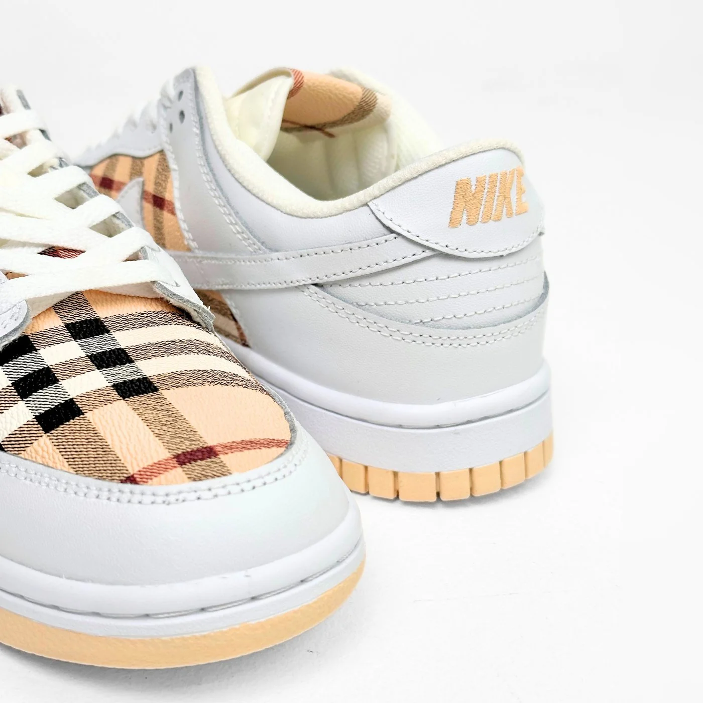 Premium Burberry Dunks Low - Image 4
